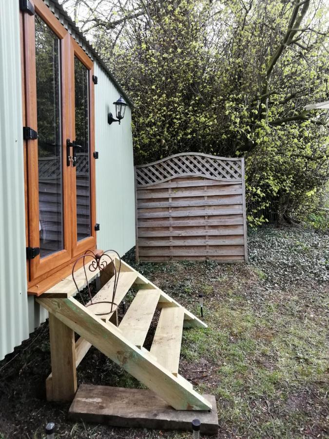 Durham Donkey Rescue Shepherd'S Hut Exterior foto