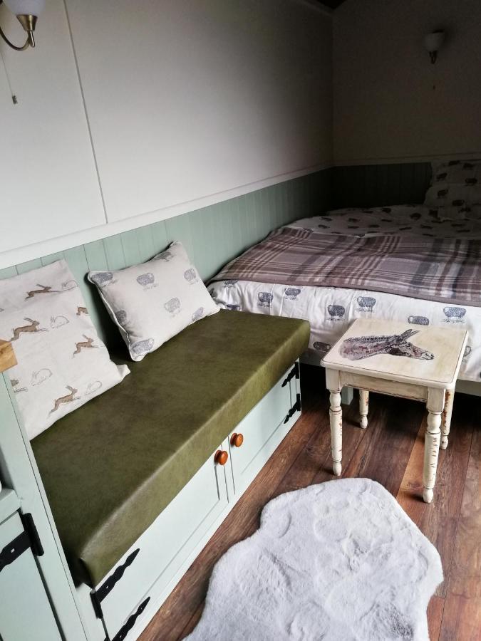 Durham Donkey Rescue Shepherd'S Hut Exterior foto